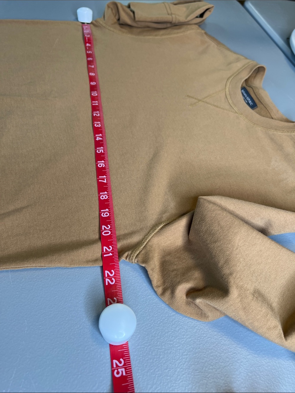 Banana Republic Men's Camel/Tan Crewneck Sweatshirt size M - Picture 4 of 10